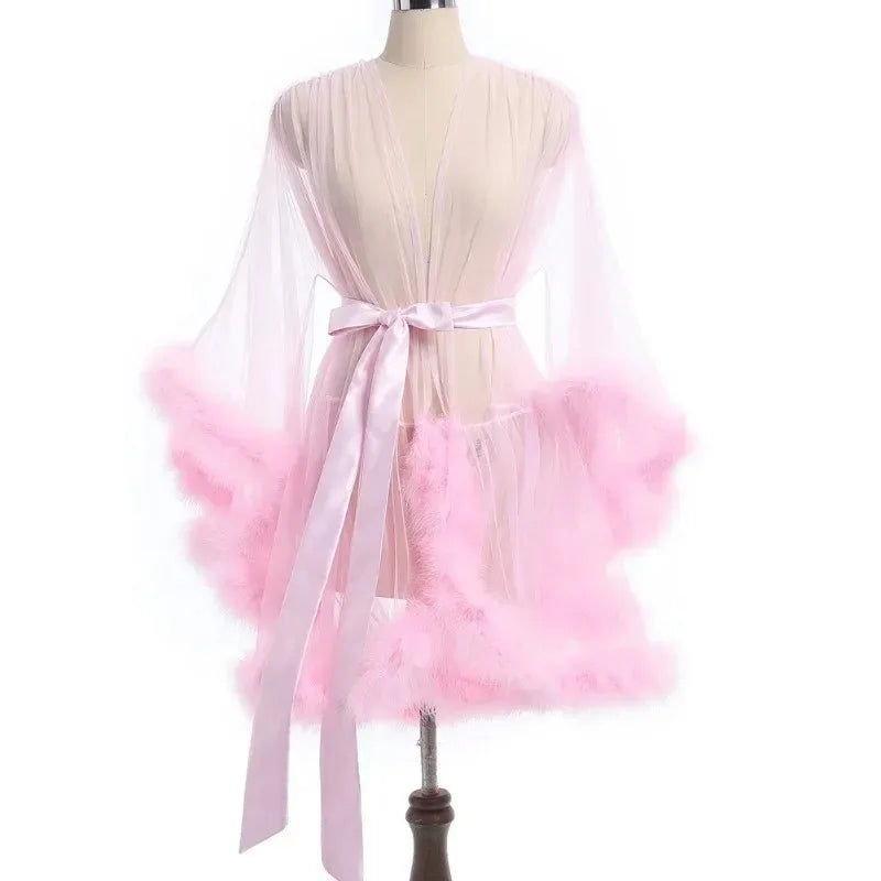 Robe de plumes Sexy, grande taille, maille séduisante, Perspective, peignoir en fourrure sexuelle, taille passionnée, Robe de serrage, Robe de mariée
